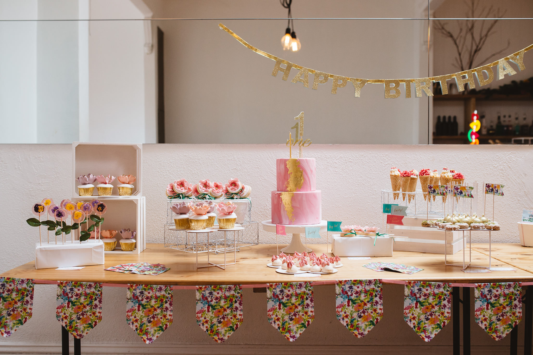 Party Supplies Dubai Party Camel